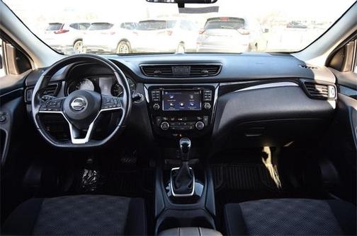 2018 Nissan Rogue Sport SV