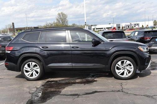2023 Volkswagen Atlas 3.6L SE w/Technology
