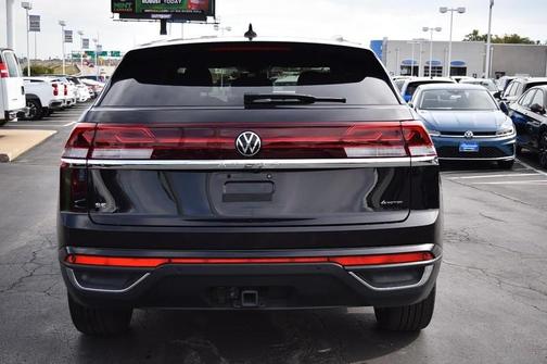 2025 Volkswagen Atlas Cross Sport 2.0T SE w/Technology 4MOTION
