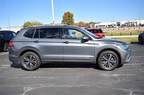 2024 Volkswagen Tiguan 2.0T Wolfsburg Edition