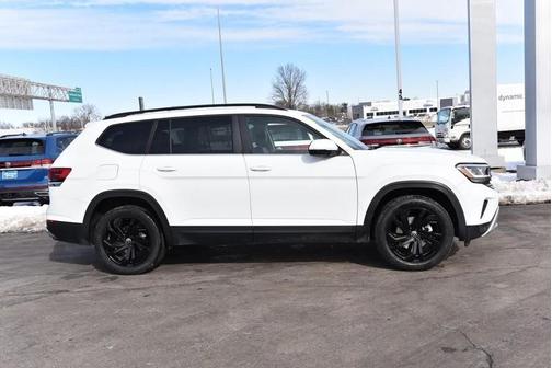 2022 Volkswagen Atlas 2.0T SE