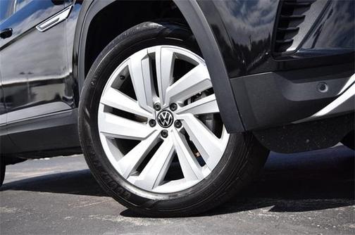 2023 Volkswagen Atlas Cross Sport 3.6L V6 SE w/Technology