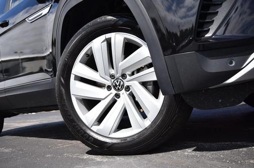 2023 Volkswagen Atlas Cross Sport 3.6L V6 SE w/Technology