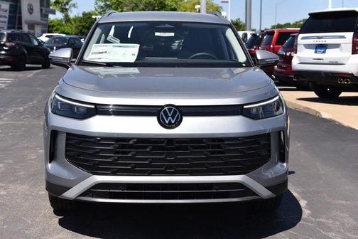Pyrite 2026 Volkswagen Tiguan 2.0T S