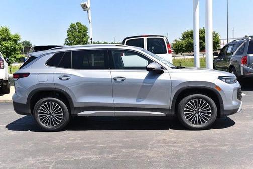 Pyrite 2026 Volkswagen Tiguan 2.0T S