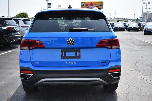 2024 Volkswagen Taos SE 4MOTION