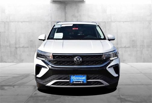 2024 Volkswagen Taos SE 4MOTION