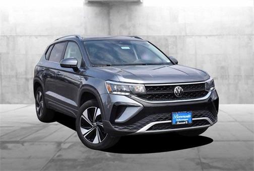 2024 Volkswagen Taos SE 4MOTION