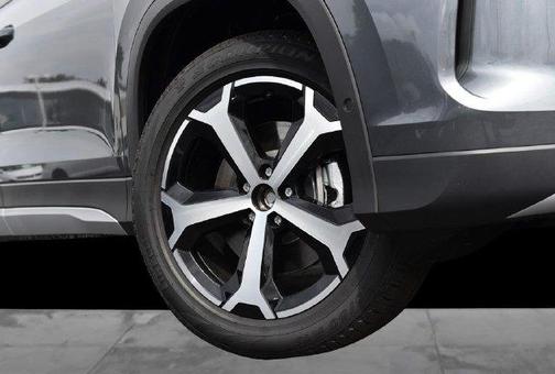 Platinum Gray Metallic 2026 Volkswagen Tiguan 2.0T SE