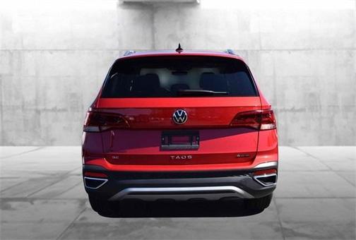 2024 Volkswagen Taos SE 4MOTION