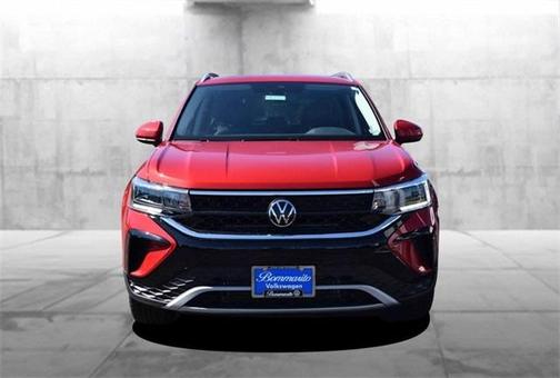 2024 Volkswagen Taos SE 4MOTION