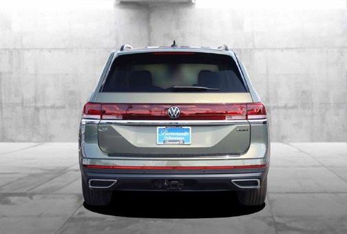 Avocado Green Pearl 2026 Volkswagen Atlas 2.0T SE W/TECHNOLOGY