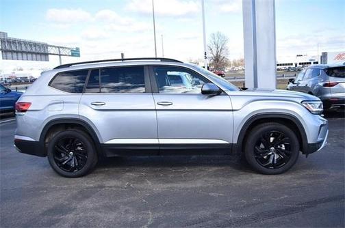 2022 Volkswagen Atlas 2.0T SE