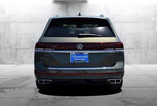 Green 2026 Volkswagen Atlas 2.0T SEL Premium R-Line