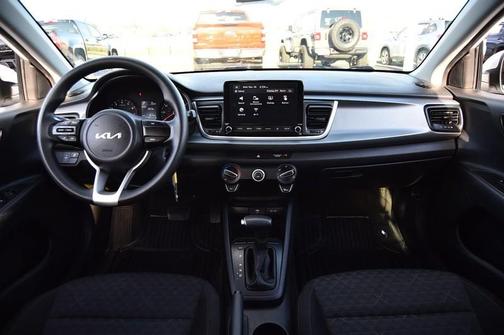 2022 Kia Rio LX