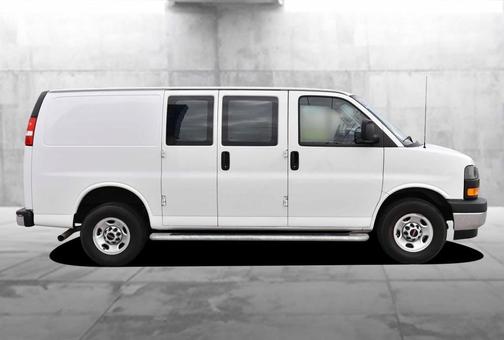 Summit White / White 2024 GMC Savana 2500 Work Van