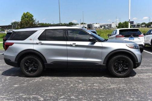 Iconic Silver Metallic 2022 Ford Explorer Timberline