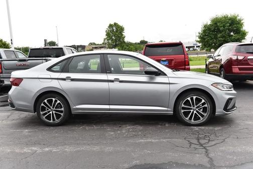 Pyrite Silver Metallic 2025 Volkswagen Jetta 1.5T Sport