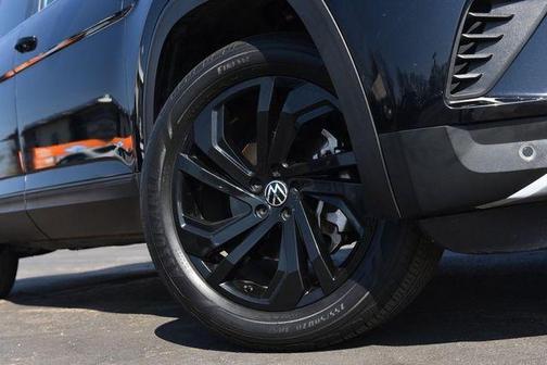 2022 Volkswagen Atlas 3.6L SE w/Technology