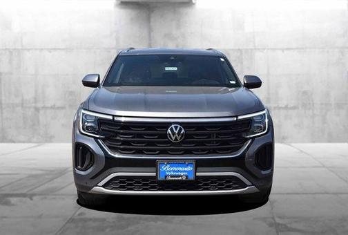 Platinum Gray Metallic 2025 Volkswagen Atlas Cross Sport 2.0T SE w/Technology