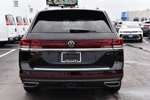 Deep Black Pearl Effect 2025 Volkswagen Atlas 2.0T SEL