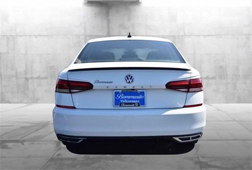 2021 Volkswagen Passat 2.0T R-Line