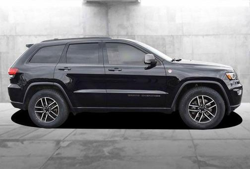 Diamond Black 2019 Jeep Grand Cherokee Trailhawk