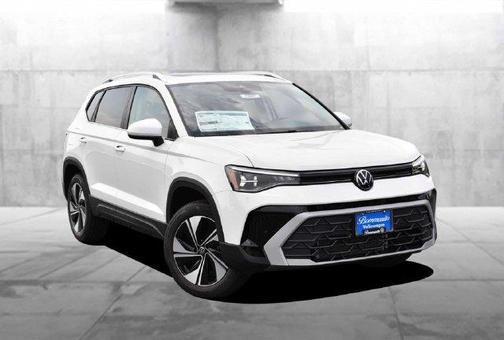 Pure White 2026 Volkswagen Taos 1.5T SE