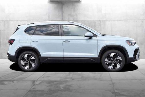 Gray 2026 Volkswagen Taos 1.5T SE