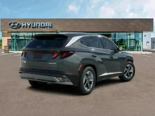 2026 Hyundai TUCSON Hybrid SEL