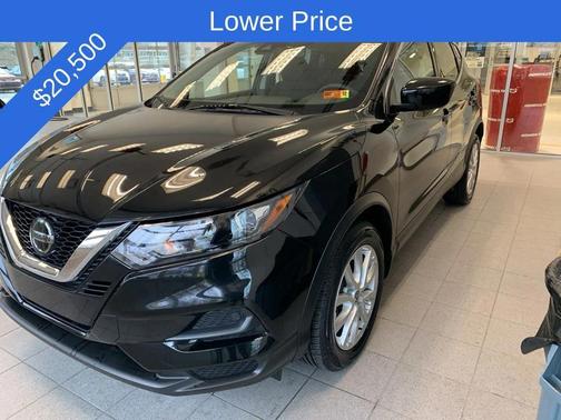 2022 Nissan Rogue Sport S