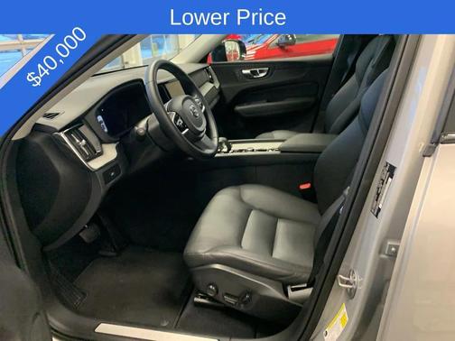 2025 Volvo XC60 B5 Plus