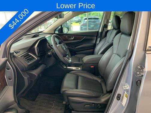 Ice Silver Metallic 2025 Subaru Ascent Touring 7-Passenger