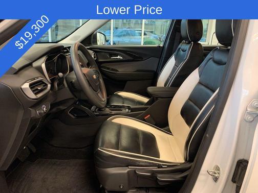 Summit White 2021 Chevrolet Trailblazer LS