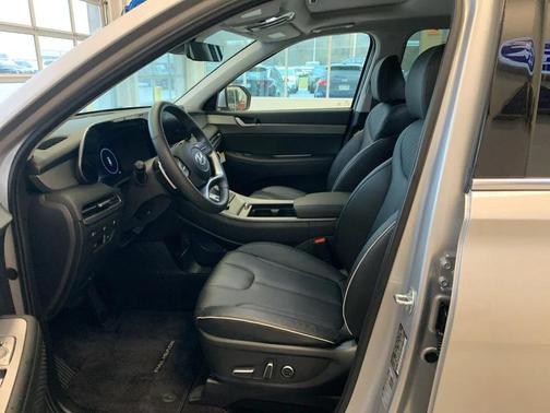 2025 Hyundai PALISADE SEL Premium