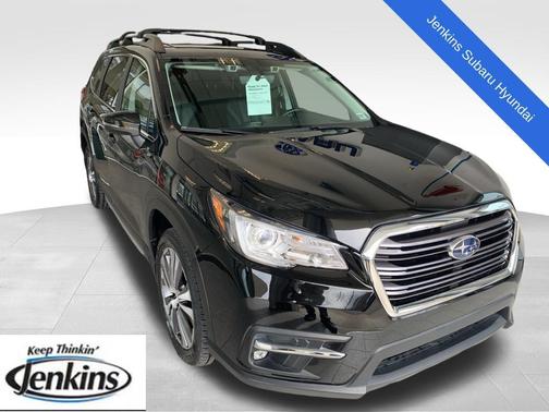 Crystal Black Silica 2022 Subaru Ascent Limited 7-Passenger