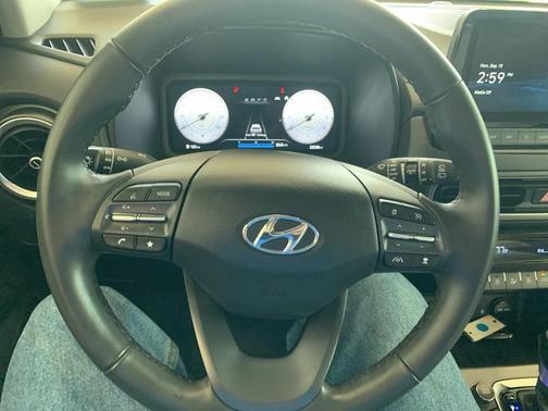2023 Hyundai KONA Limited