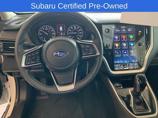 Crystal White Pearl 2025 Subaru Outback Premium