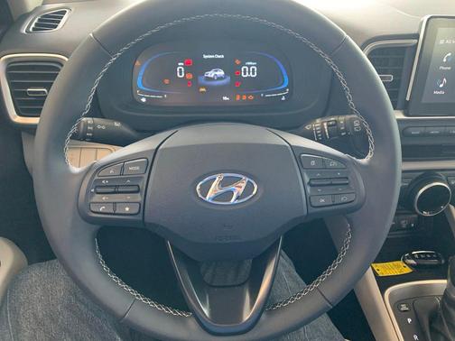 Denim w/White Roof 2026 Hyundai VENUE SEL w/Two-Tone Roof