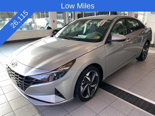 2023 Hyundai ELANTRA SEL