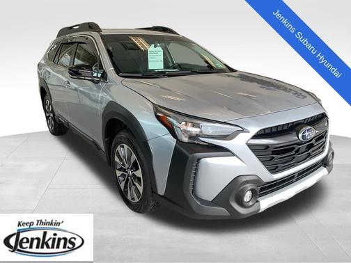 Ice Silver Metallic 2025 Subaru Outback Limited