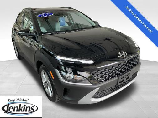 Abyss Black Pearl 2023 Hyundai KONA SEL