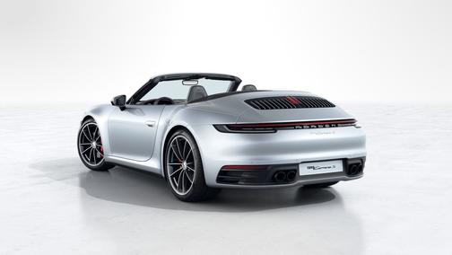 Dolomite Silver Metallic 2022 Porsche 911