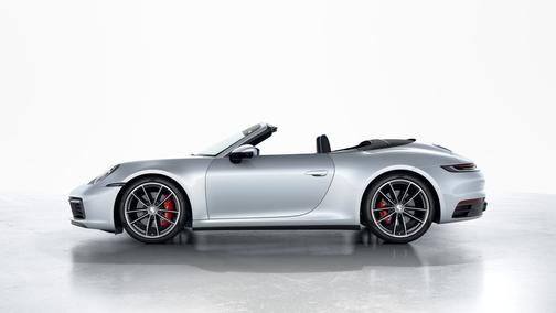 Dolomite Silver Metallic 2022 Porsche 911