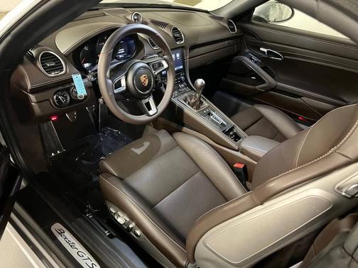 GT-Silver Metallic 2019 Porsche 718 Boxster