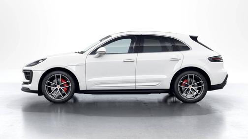 White 2023 Porsche Macan