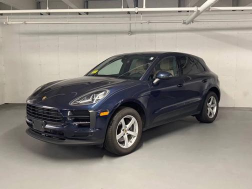 Night Blue Metallic 2020 Porsche Macan