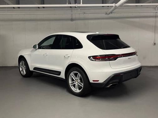 White 2023 Porsche Macan