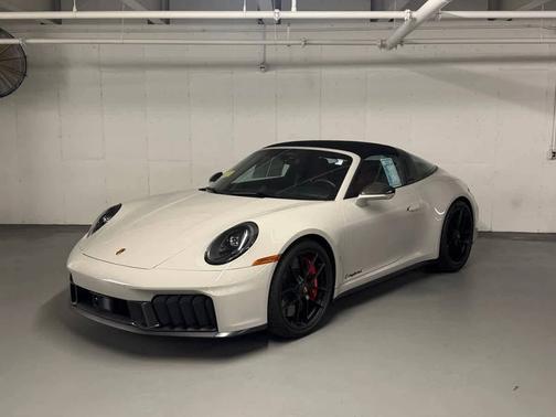 Chalk 2026 Porsche 911