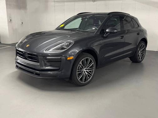 2025 Porsche Macan 